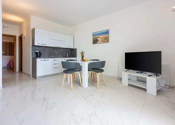 Lichtdurchflutetes Mit Grillbereich, Meerblick, Waschmaschine Apartment