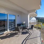 Lichtdurchflutetes Mit Grillbereich, Meerblick, Waschmaschine * Crikvenica